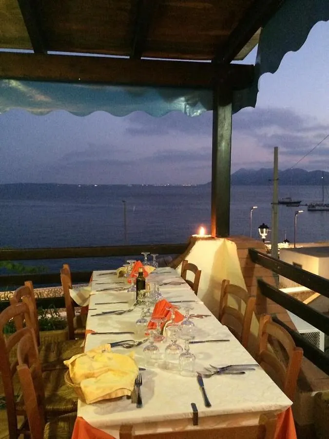Albergo Paradiso Levanzo 3*,  Italy